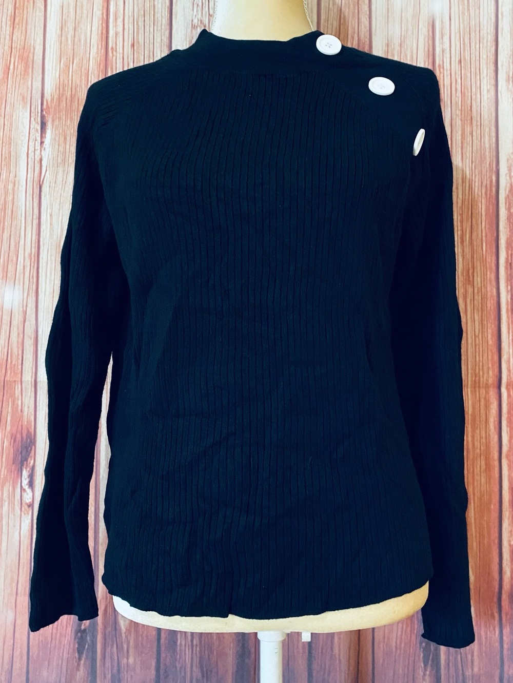 Women’s Large Sweater Dressbarn Black Long Sleeves Button Detail Soft Knit